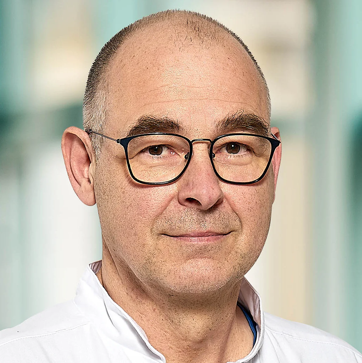 Portraitfoto von Dr. med. Jens Hartmann